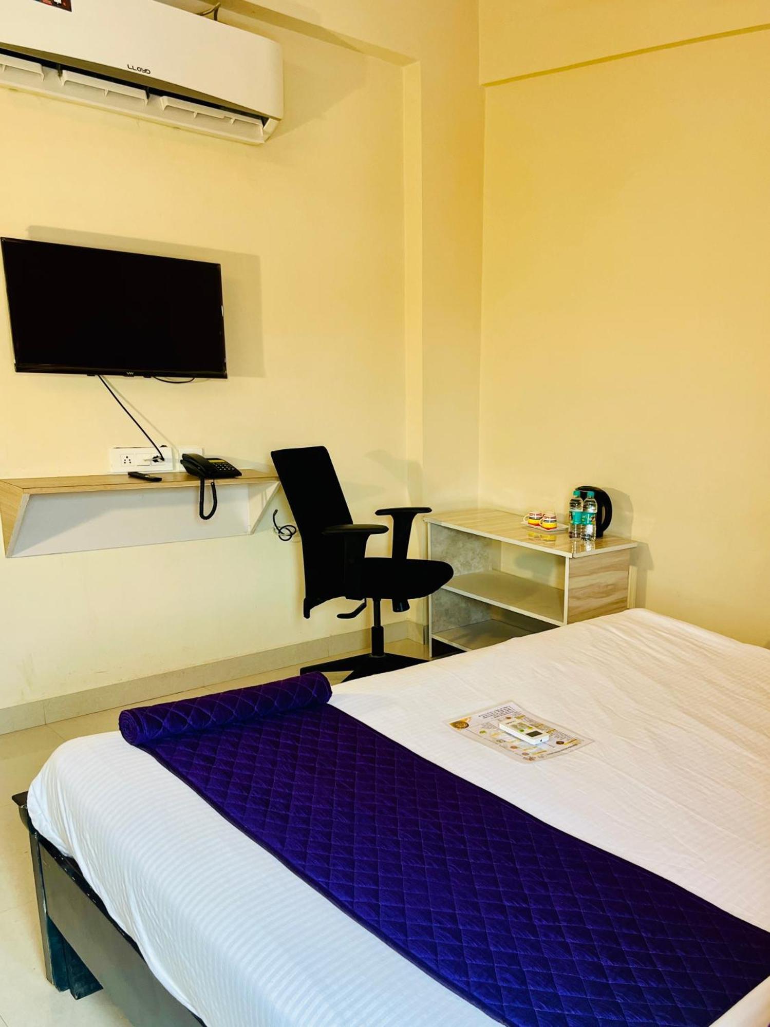 Apartment Comfort Prime Shamshabad